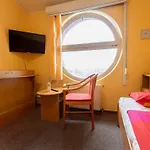 Hotel Skolicka 2*