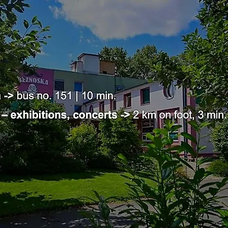 Skolicka 2* Praga