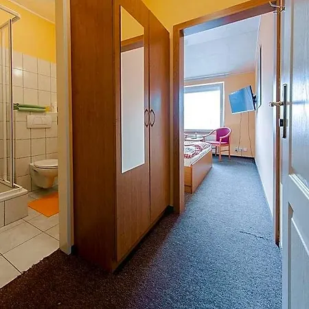 Skolicka 2* Praga