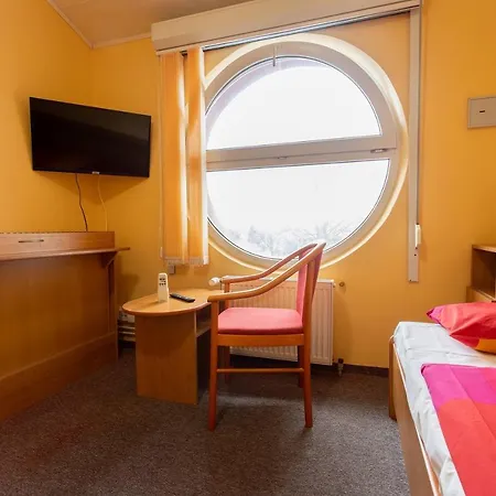 Hotel školička 2*