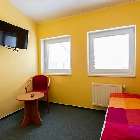 Hotel školička 2*